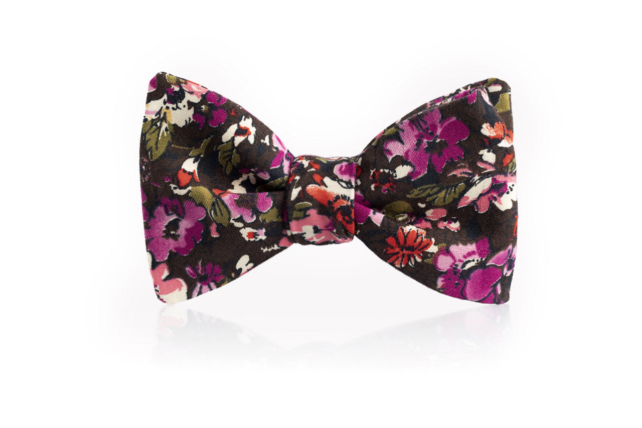 31071-ludovico-fliege-mit-floralem-muster